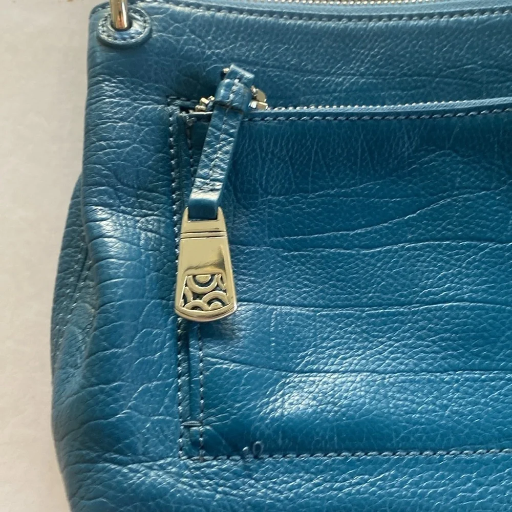 Brighton Bria Croco Embossed Leather Bag Size 10” x 6.75” x 2” approximately.